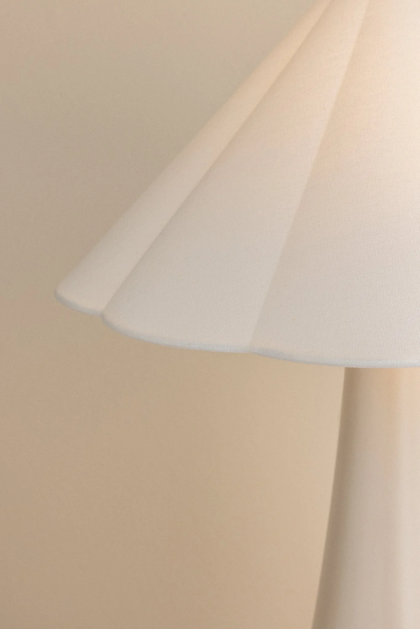 Alana Table Lamp - Image 8