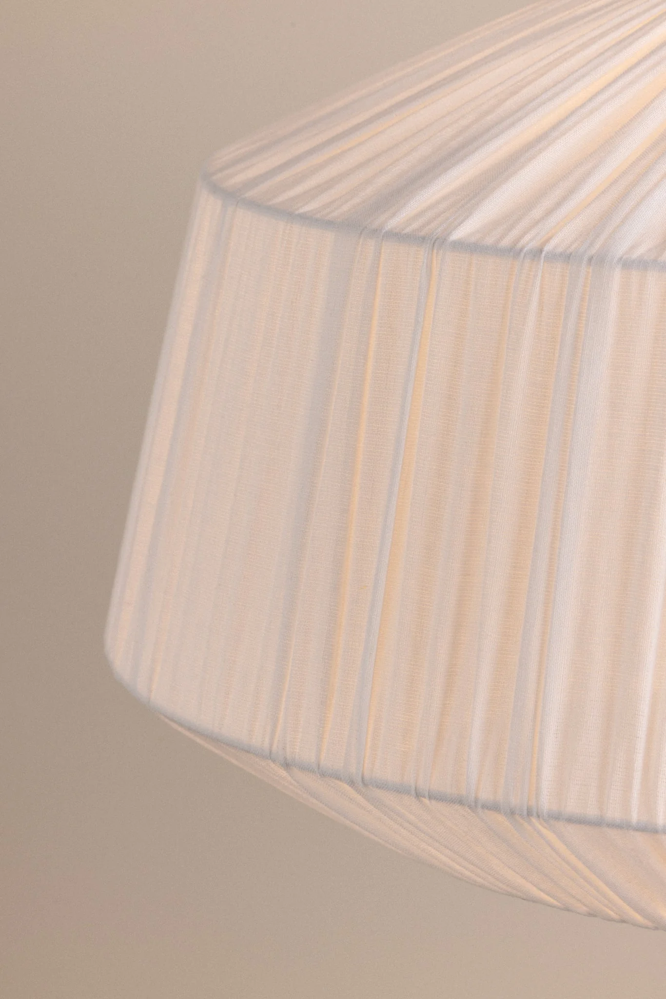 Amanza Pendant - Image 3
