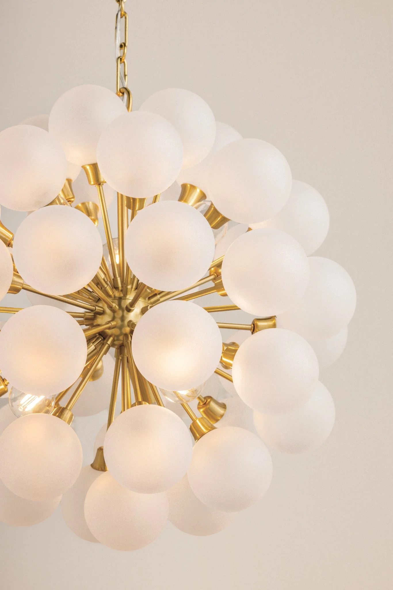 Antoneta Chandelier - Image 3
