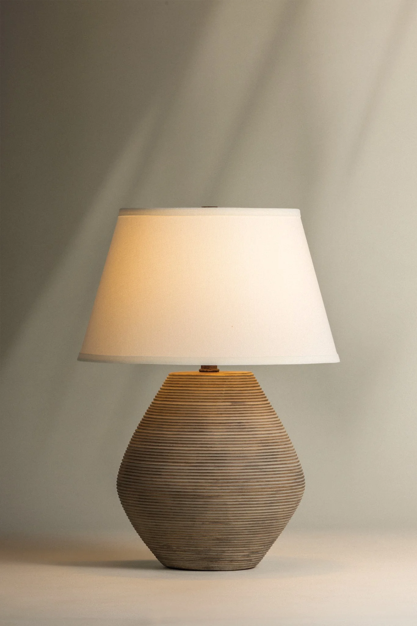 Calabria Table Lamp - Image 4