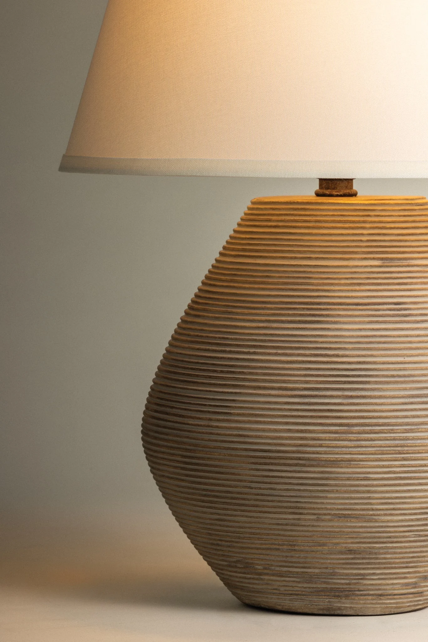 Calabria Table Lamp - Image 6