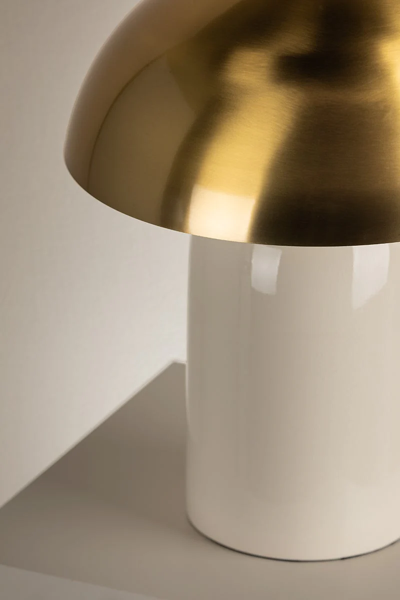 Gaia Table Lamp - Image 3