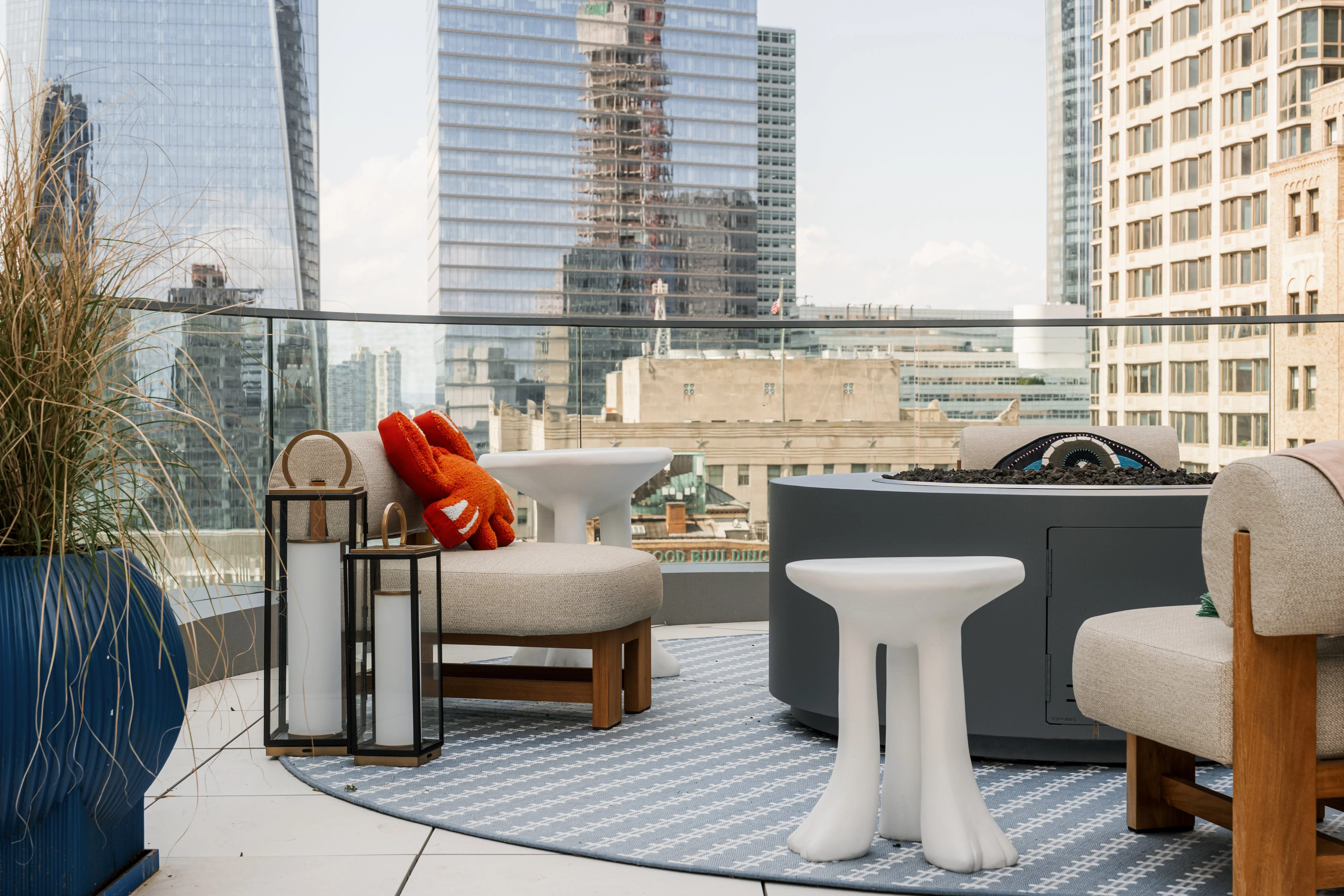 Gareth Exterior Rechargeable Table Lamp - Image 4