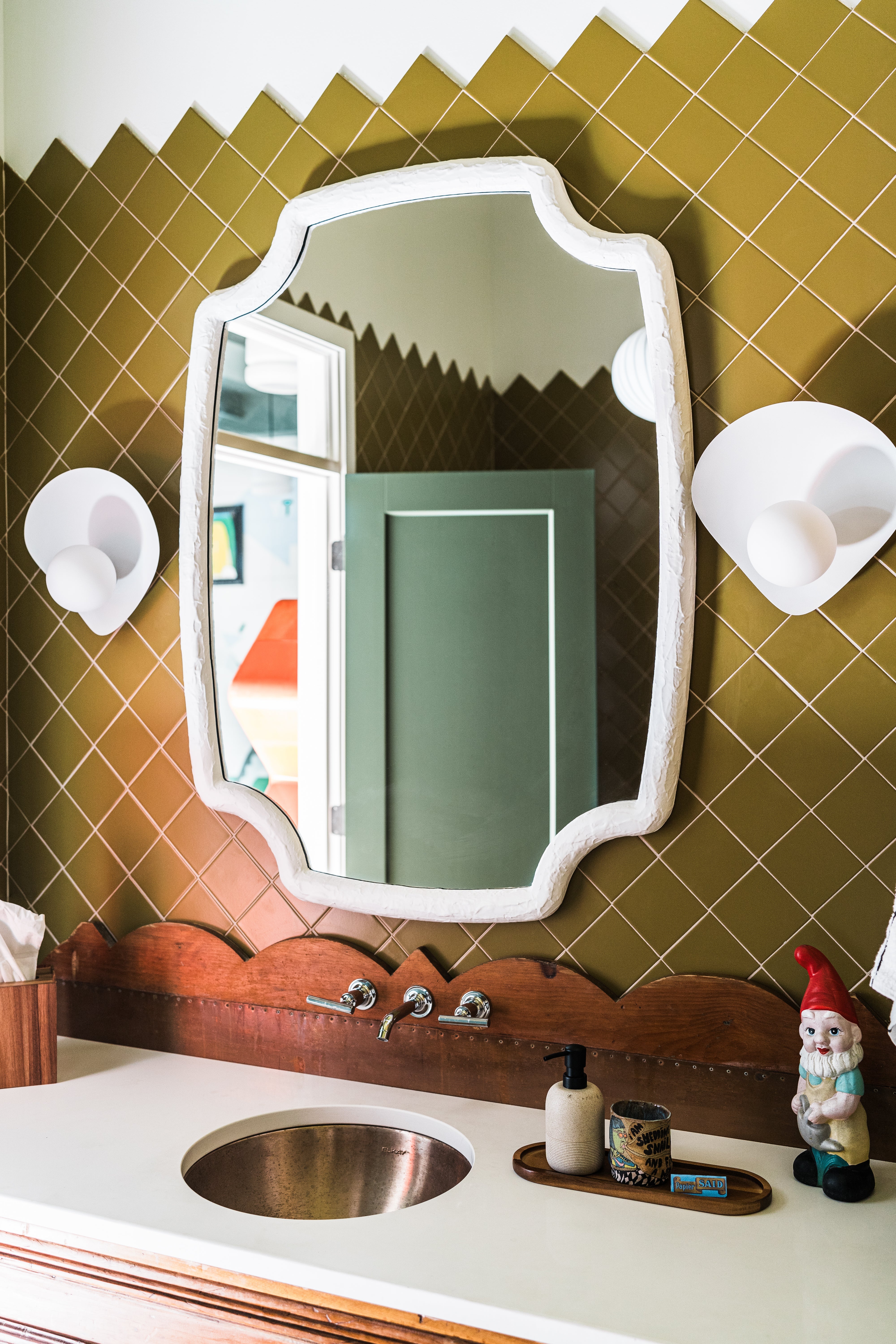 Leni Wall Sconce - Image 8