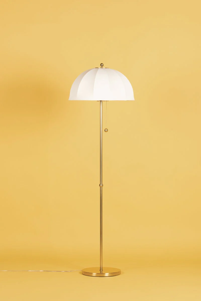 Meshelle Floor Lamp - Image 4