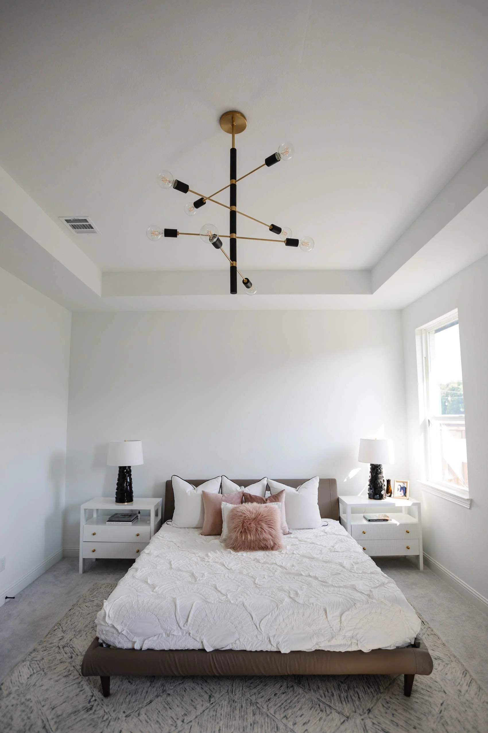 Naomi Table Lamp - Image 5