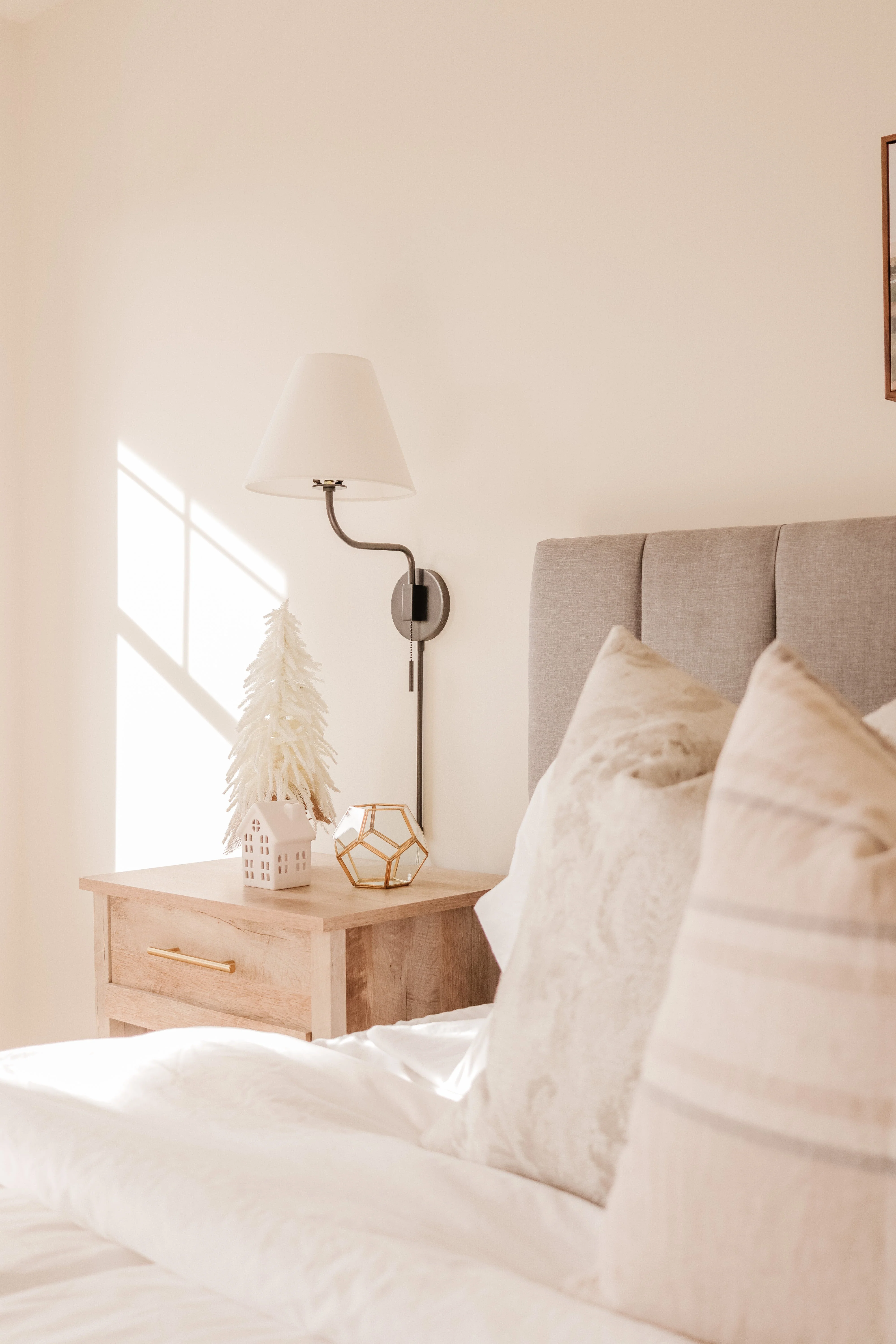 Patti Plug-In Sconce - Image 3
