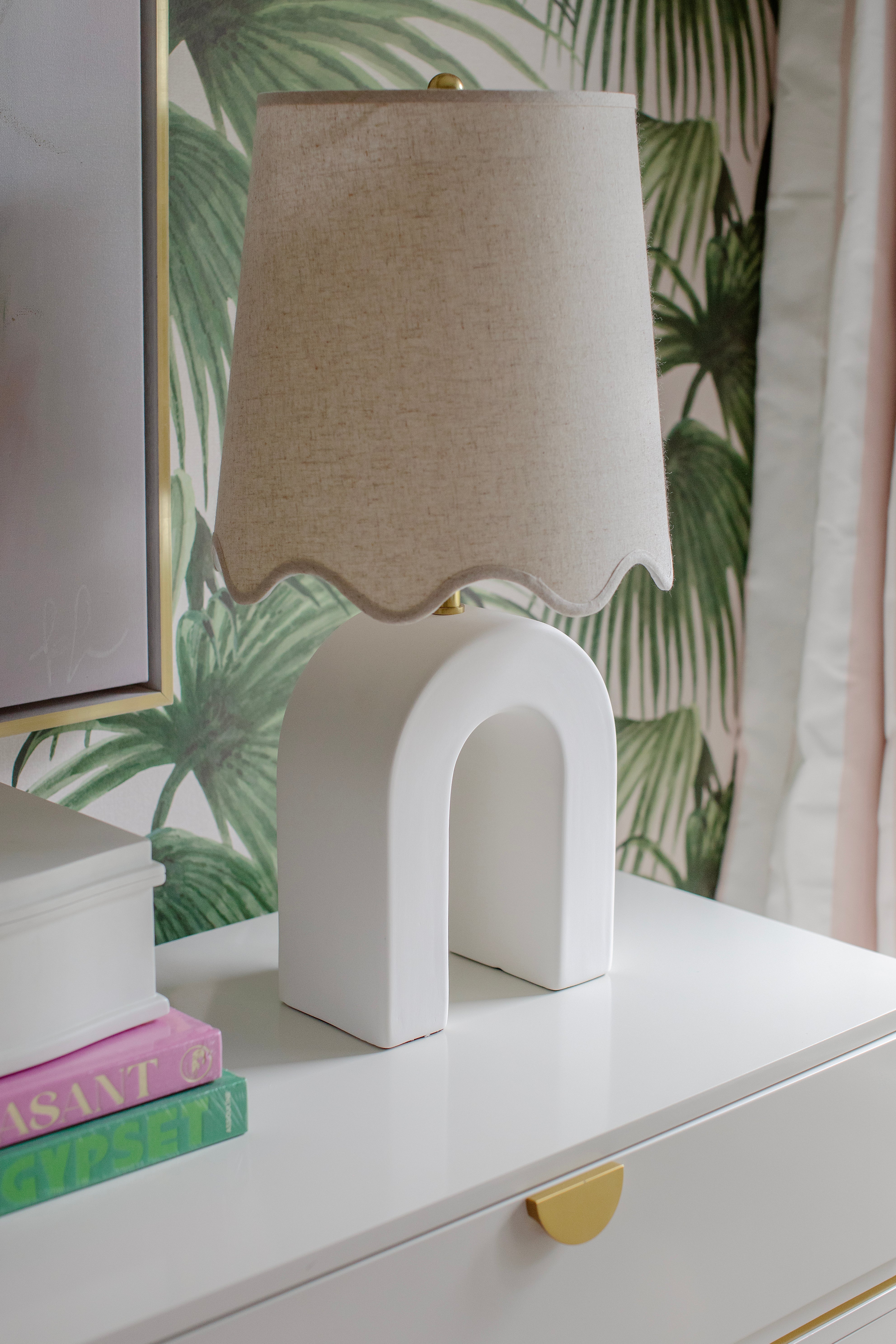 Roshani Table Lamp - Image 4