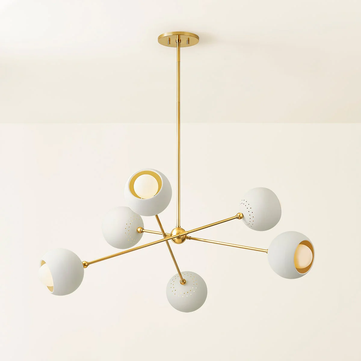 Saylor Chandelier - Image 3