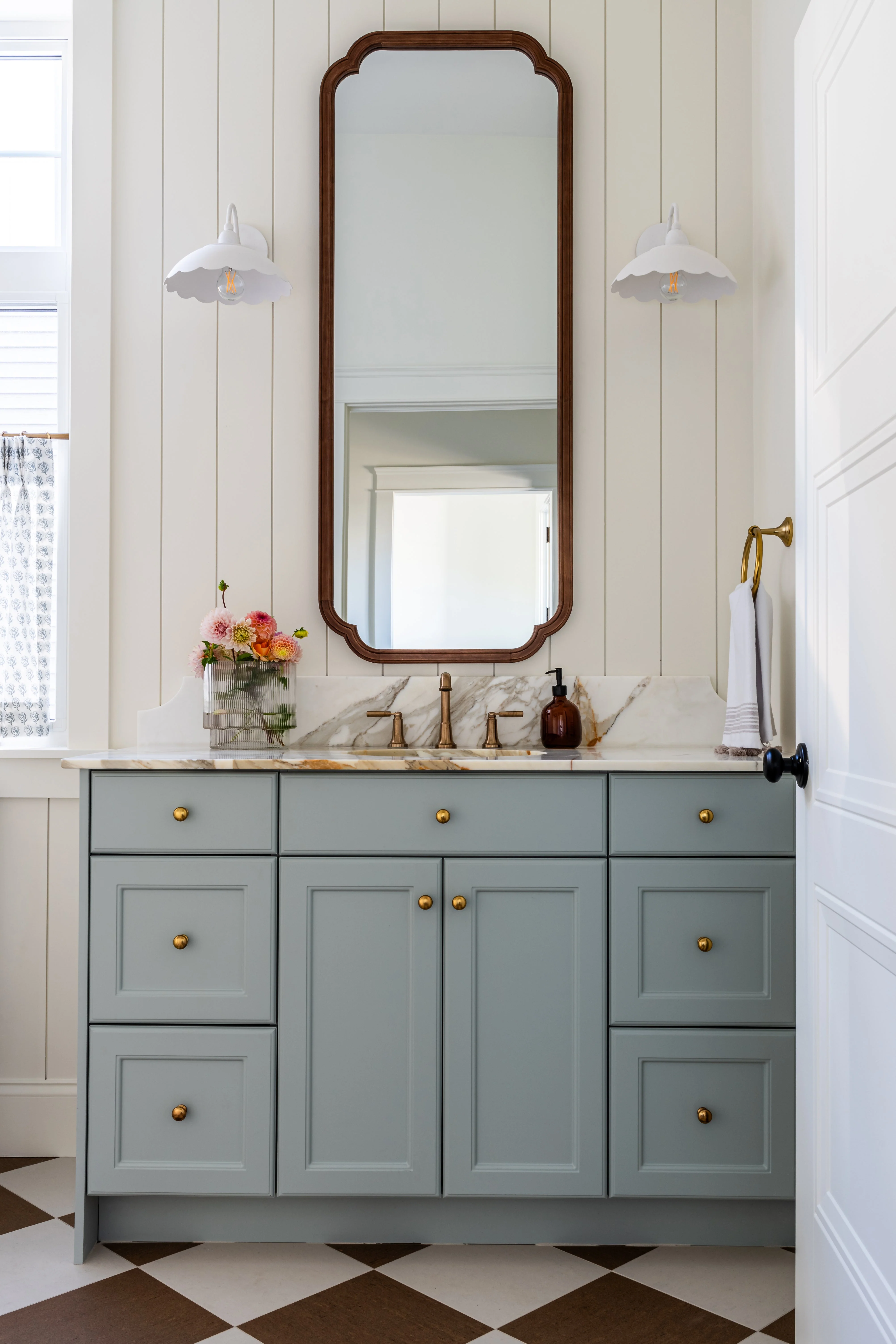 Yael Wall Sconce - Image 10